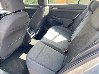 VW Golf 8 2.0TDI 2022 Kombi/Tažné/Ambient/ACC - 14