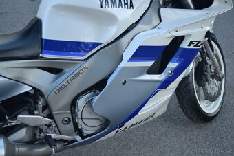 Yamaha FZR1000Yamaha FZR1000 - 14
