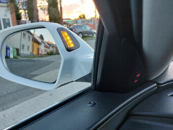 AUDI A6 AVANT 2.0 TDI / 140 kW / Manuál / BOSE / Webasto - 14