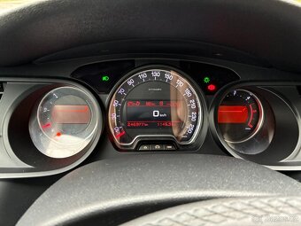 Citroen C5 Tourer 2.0 HDI 2008 - 14