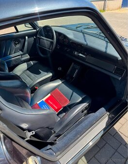 Porsche 911 Carrera 3.2 Coupé G50 z roku 1987 - 14