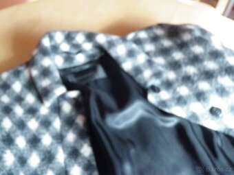 dámský vlněný značkový kabát -  vel.38 - 14