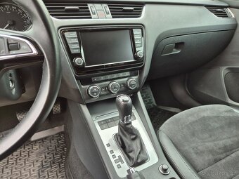 Škoda Octavia 3 Kombi 2.0 TDI DSG Elegance - 14