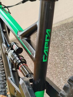 YT Industries Capra AL Comp 2 vel. L roku 2016 - 14