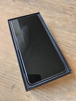 Samsung Galaxy S21 5G 8/128 black - TOP stav - 14