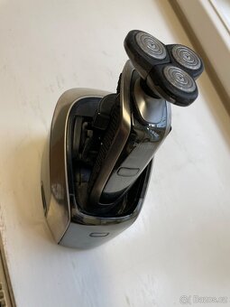 Holící strojek Philips Arcitec - 14
