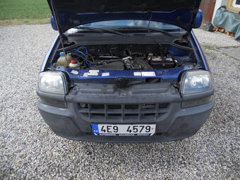 Fiat Dobló 1.6 16V 76Kw Active - 14