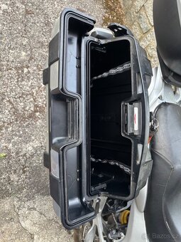 Kompletni kufry Givy vcetne drzaku na Yamaha TDM 850 - 14