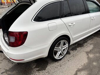 Škoda Superb II - 14