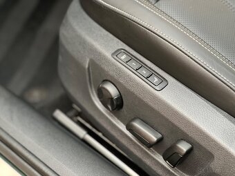 Škoda Superb III combi 2.0TDi,110kW,DSG,Style,kůže,ZADÁNO - 14