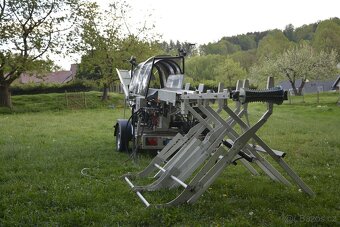 Štípací poloautomat se zvedacím stolem - SPZ - 400V / benzín - 14