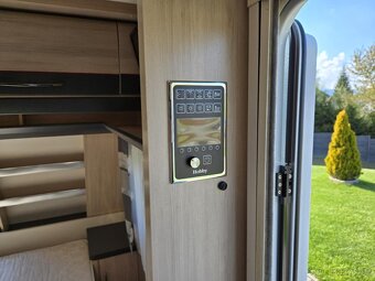 Prodám karavan hobby de luxe edition 545 KMF - 14