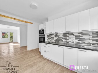 Na prodej RD 5+KK Říčany u Prahy s parcelou 876 m² - 14