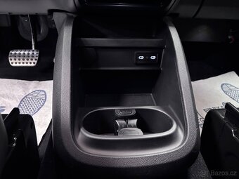 Mercedes-Benz Třídy V 2,0 V300 L STYLE 4MATIC - 14