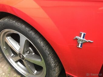 Ford Mustang Mach 1 manual 4.6L 224kW rok 2003 - 14