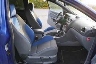 Ford Focus 2.5 ST - 14