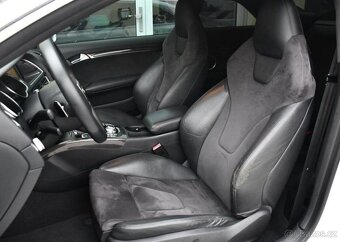 Audi RS5 4.2FSI V8 QUATTRO B&O CARBON - 14