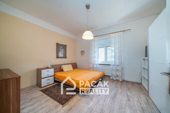 Prodej výrobního areálu s prostorným rodinným domem na pozem - 14