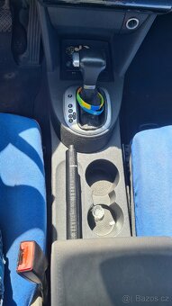 VW Touran 2.0 Tdi 103kW, AUTOMAT - 14