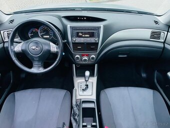 Subaru Forester 2.5i 4x4 AUT VÝHŘEV TAŽNÉ 30 JAHRE COMFORT - 14