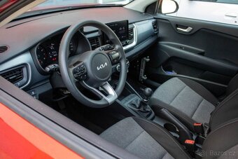 KIA STONIC 1.2 DPi 61.8kW 2022 + zariadenie pre ZŤP - 14
