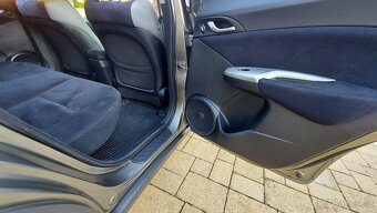 Honda Civic 1.8 i-VTEC, 124tis., 2007, ČR, servis Honda - 14