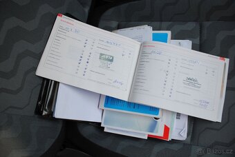 Škoda Roomster 1.2 51kW - climatronic - výhřev sedadel - 14