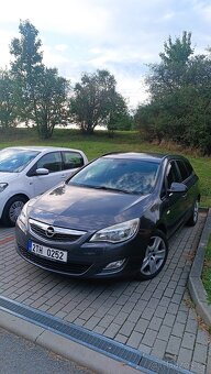 Opel Astra J sport tourer 1.4 - 14