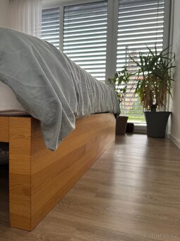 Postel z dubového masivu - 14