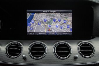 Mercedes-Benz E trieda Kombi 220 d A/T - 14