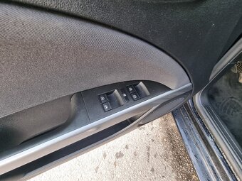 Seat Leon 1P 2.0tdi 103kw COMMON RAIL - 14