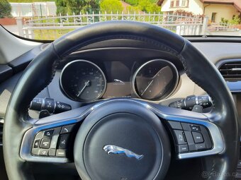 Jaguár F-PACE 2.0D, 6/2017, 153tkm, AWD - 14
