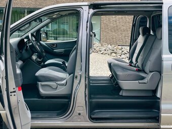 Hyundai H1 2.5 CRDi 125KW MANUÁL SERVISKA TAŽNÉ ZAŘÍZ 2300KG - 14