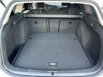 VW Golf 7 Combi 2.0 TDi 110kw HIGHLINE manual ČR původ tažné - 14