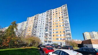 Podnájem prostorného bytu 3+1 s lodžií, lokalita Krynická, P - 14
