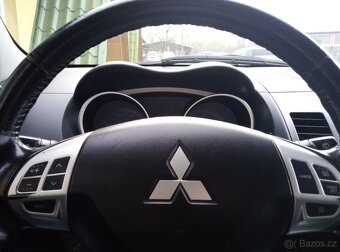 Mitsubishi Outlander, 2.2Di-D 115kW NAVI - 14