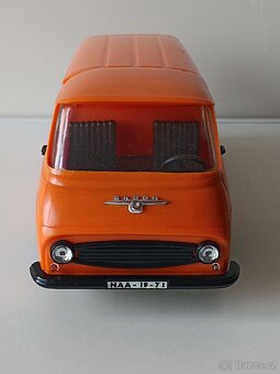 Škoda 1203 oranžová KDN stará hračka Kaden - 14