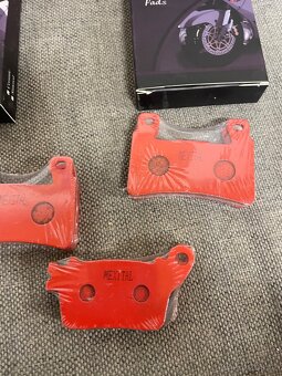 Moto díly/příslušenství destičky - 14