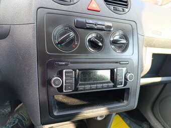 Volkswagen Caddy 1.9 TDi klima tažné zahrádka - 14