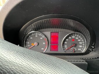 Volkswagen Crafter 2.5 TDI, 80kW,8 míst - 14