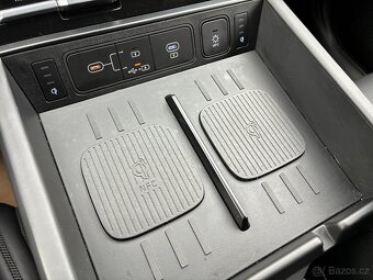 Hyundai Santa Fe 1.6 158kW HYBRID 4x4 AT DPH 7MÍST TAŽNÉ - 14