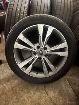 Mercedes-Benz V300d 4MATIc - 14