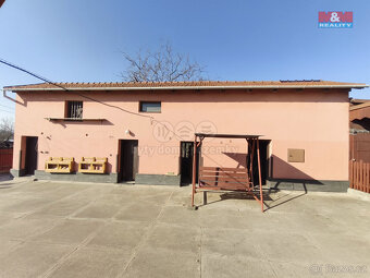 Prodej rodinného domu s hospodářskými budovami 362m², Fulnek - 14