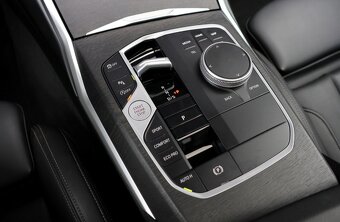 BMW 330i M // CarPlay // 2024 // 9xxx km - 14