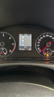 VW Touran Webasto 7mist Panorama DSG 125kw 160najeto - 14