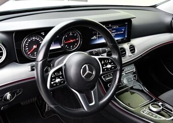 Mercedes-Benz Třídy E 220d 4M NEZ.TOP LED TAŽNÉ - 14