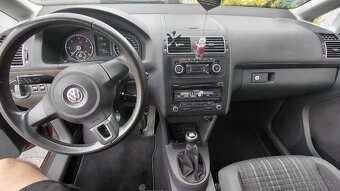 VW CrossTouran 2,0tdi - 14