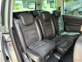 Volkswagen Sharan Highline DSG 7 míst Intg.sed Tažné Webasto - 14
