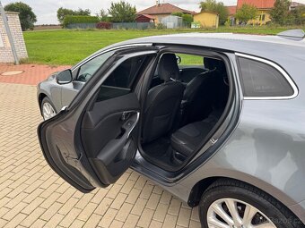 Volvo V40 2.0 D2/Momentum/servis. kn./ČR/2015/168 tkm - 14