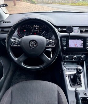 Škoda octavia 3 Combi 1.6tdi výbava elegance + - 14